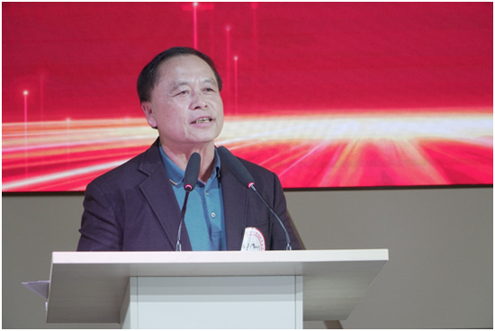 海南現(xiàn)代科技集團黨委書記、董事長邢詒川。符敦孝攝