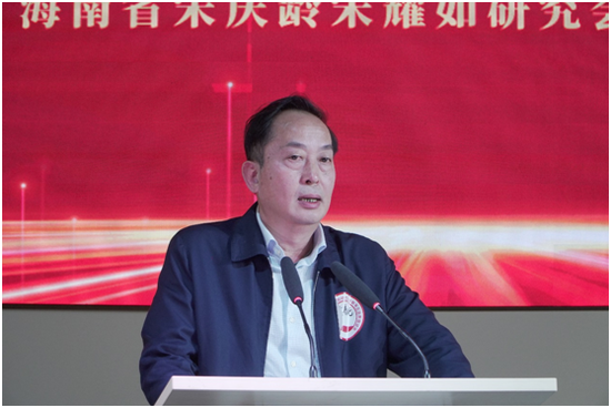 海南春光食品有限公司董事長黃春光。符敦孝攝